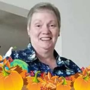 Meet your Posher, Debbie